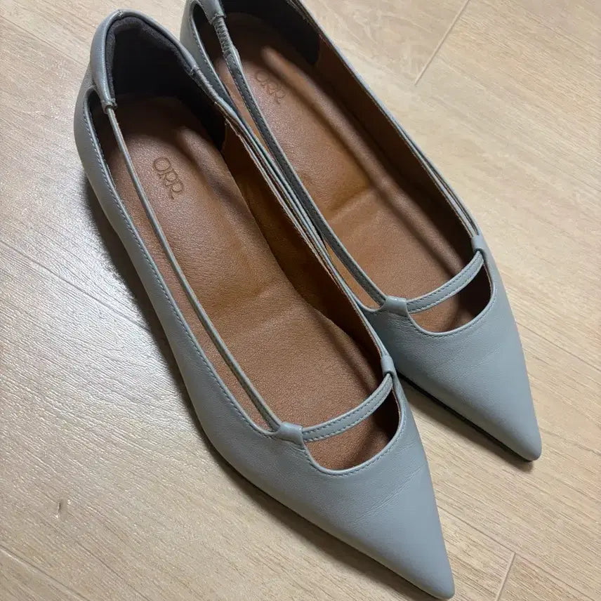 [BUNJANG] Orr Pin Stiletto Flat Shoes Size 36.5 / 오르 orr 핀 스틸레토 플랫 36 1/2사이즈 36.5