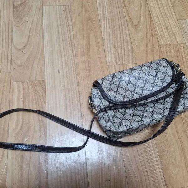 [BUNJANG] Small Brown Shoulder Bag Handbag for Women / 여성용 소형 갈색 숄더백 핸드백 가방