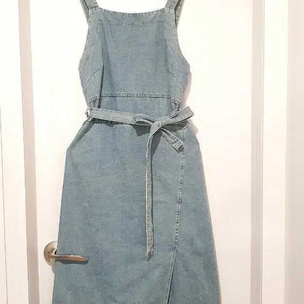 [BUNJANG] Denim Overalls Dress / 데님 소재의 멜빵 원피스예요