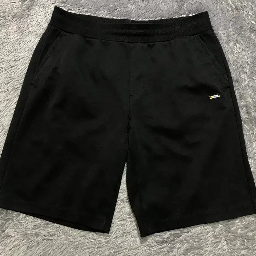 [BUNJANG] National Geographic Small Logo Shorts / [96(37-38)] 내셔널지오그래픽 스몰로고 반바지/쇼츠p330