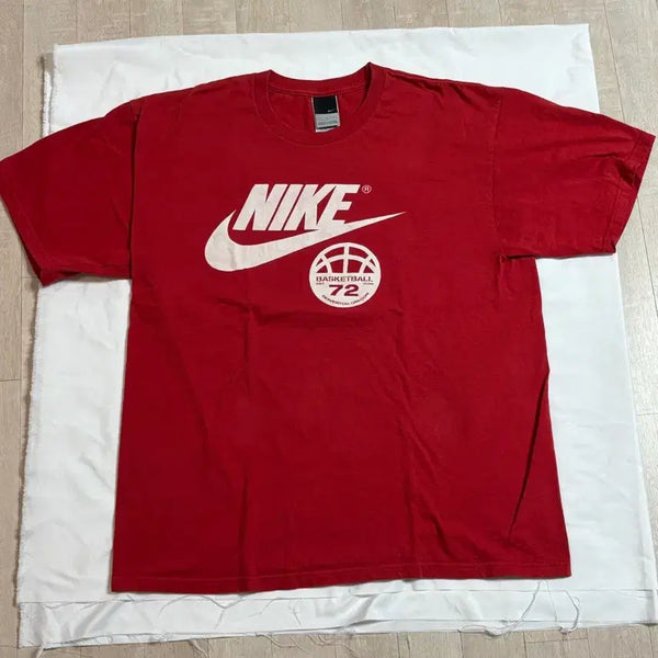 [BUNJANG] Nike Red Basketball Team T-Shirt (Size L) / 나이키 반팔티 L사이즈