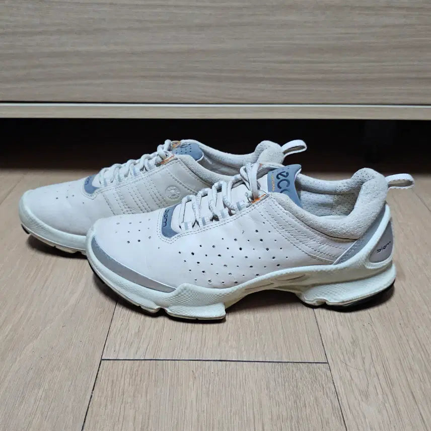 [BUNJANG] ECCO Biom C Natural Motion Women's Sneakers / 에코 바이옴C 네추럴모션 여성스니커즈 220-225