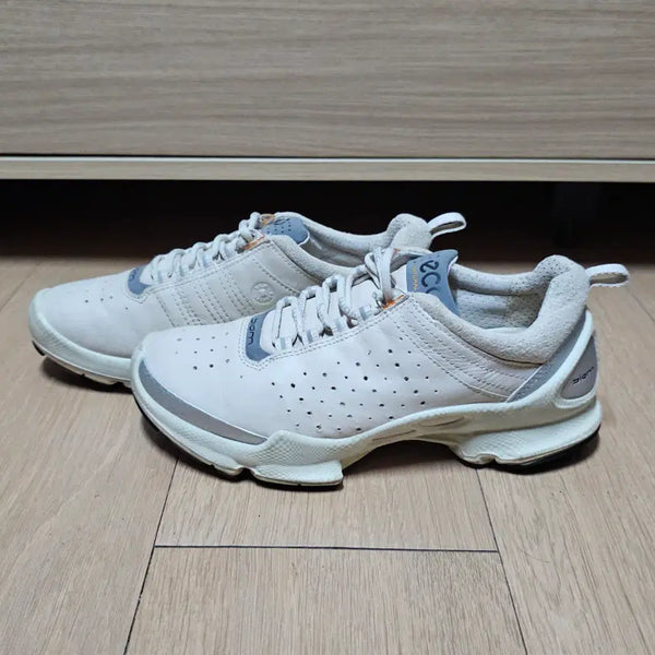 [BUNJANG] ECCO Biom C Natural Motion Women's Sneakers / 에코 바이옴C 네추럴모션 여성스니커즈 220-225