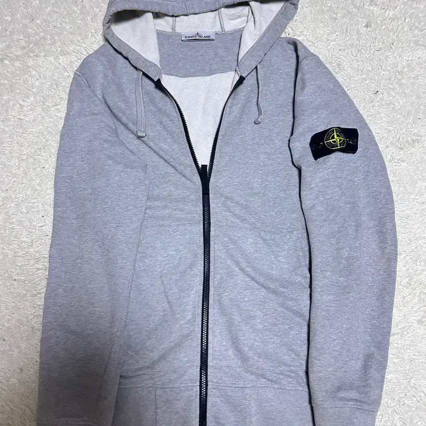 [BUNJANG] Stone Island 22FW Hooded Zip-up Grey L / [22FW, 새상품급] 스톤아일랜드 후드집업 그레이