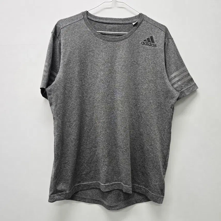 [BUNJANG] Adidas Round Neck T-Shirt Size 100 / 아디다스 100사이즈 라운드티/3897/더본