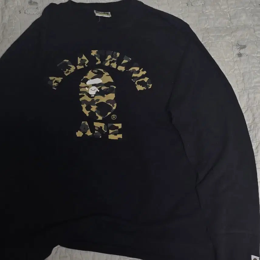 [BUNJANG] BAPE Camo Long Sleeve M / 베이프 카모 롱슬리브 M