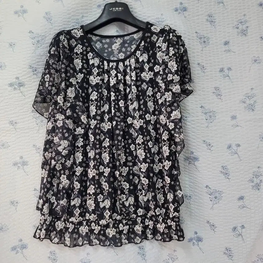 [BUNJANG] Cotton T-Shirt / 티셔츠
