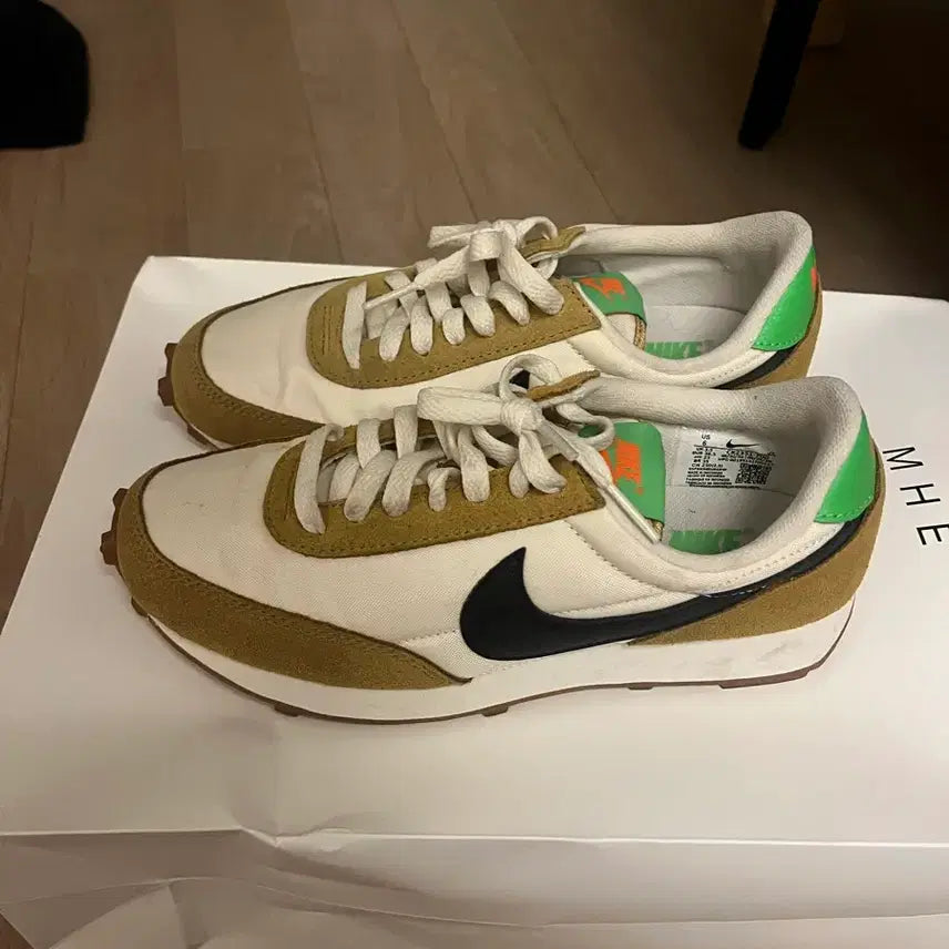 [BUNJANG] Nike Daybreak Sneakers Beige / 나이키 데이브레이크 베형
