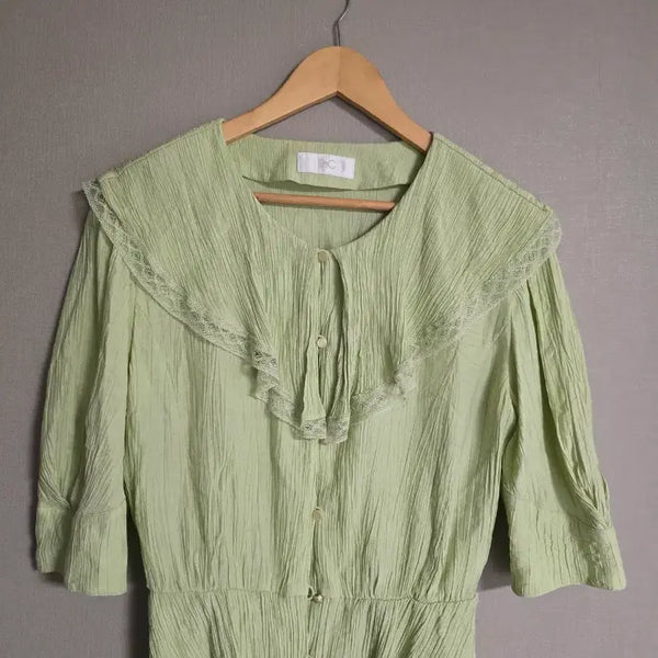 [BUNJANG] ENC Pleats Blouse - Green / 새상품급 ) 정가 20만원 플리츠스탈 연두 블라우스 (프리)