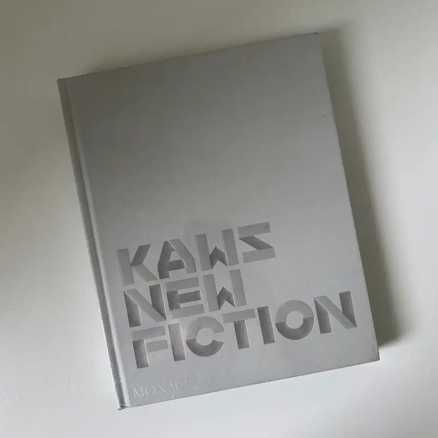 [BUNJANG] KAWS Art Book Hardcover / [미개봉/새책] 카우스 아트북/도록/화집