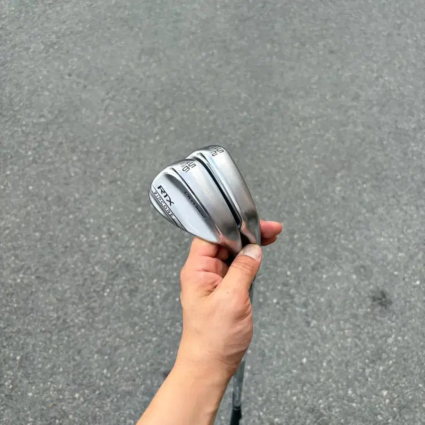 [BUNJANG] Cleveland RTX Zipcore Wedge Set (52, 56 degrees) - True Temper Dynamic Gold S200 / 골프 클리브랜드 RTX집코어 웨지 52,56도 (뉴다골s200)