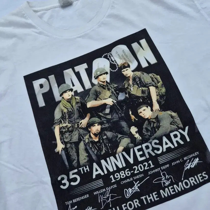 [BUNJANG] Platoon 35th Anniversary Archive Graphic T-Shirt / [xl] 영화 플래툰 (Platoon) 35주년 아카이브 공식 라이센스