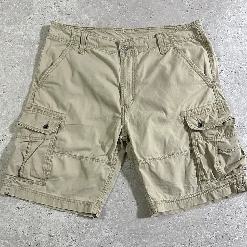 [BUNJANG] Levi's Beige Cargo Shorts / 리바이스 베이지 카고 쇼츠/723