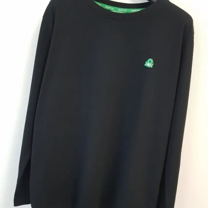 [BUNJANG] Benetton Women's Round Neck T-Shirt - Size L / 베네통 정품 여성 라운드티셔츠