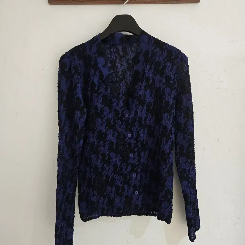 [BUNJANG] Issey Miyake Fete Cardigan Purple & Black Polyester Size 2 / 이세이 미야케 가디건