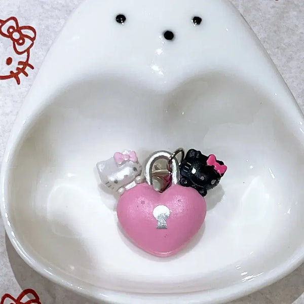 [BUNJANG] Hello Kitty Lock Figure Keyring / 키티 자물쇠 피규어 키링