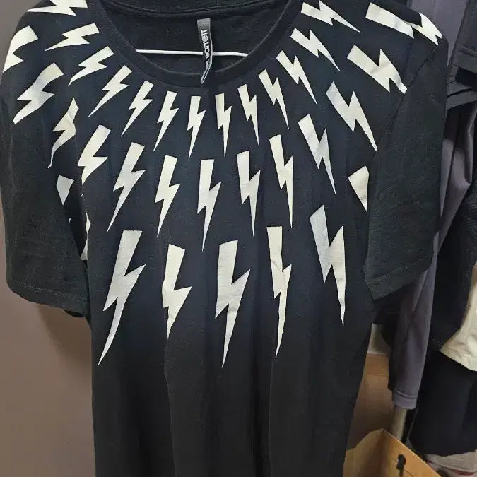 [BUNJANG] Neil Barrett Lightning Print T-Shirt / 닐바렛 번개 프린팅 반팔티