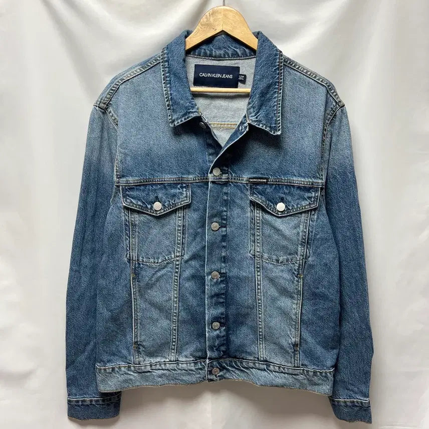 [BUNJANG] Calvin Klein Two-Pocket Denim Jacket Light Blue XL / [정품/XL] 켈빈클라인 투포켓 데님 연청자켓