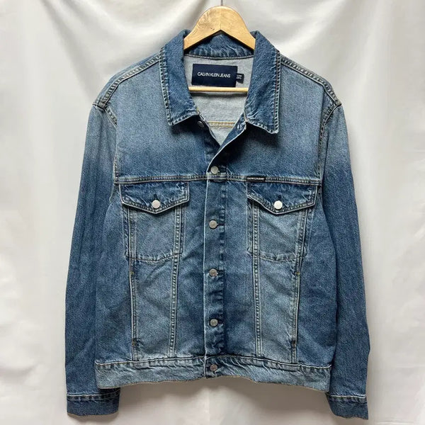 [BUNJANG] Calvin Klein Two-Pocket Denim Jacket Light Blue XL / [정품/XL] 켈빈클라인 투포켓 데님 연청자켓