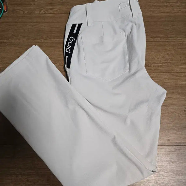 [BUNJANG] PING Golf White Summer Women's Pants Size 64 / 깨끗) 핑골프 화이트 여름용 여성바지
