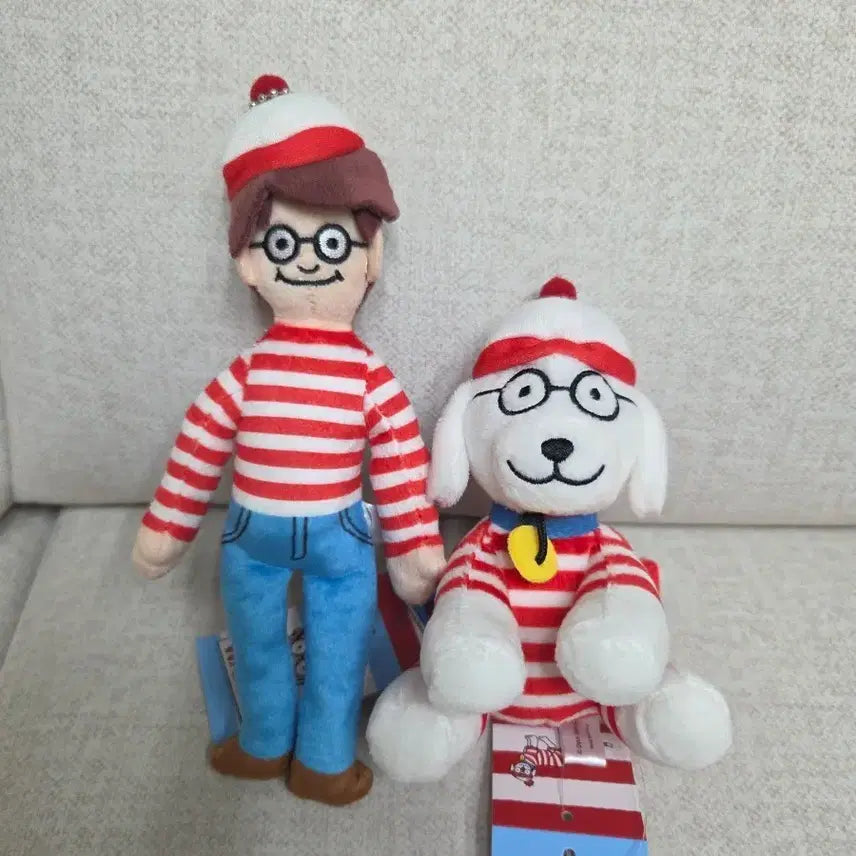 [BUNJANG] Where's Wally? Wally & Wufy Plush Keychain Set / (일괄)(새상품) 월리를 찾아라 월리 우프 인형 키링 세트