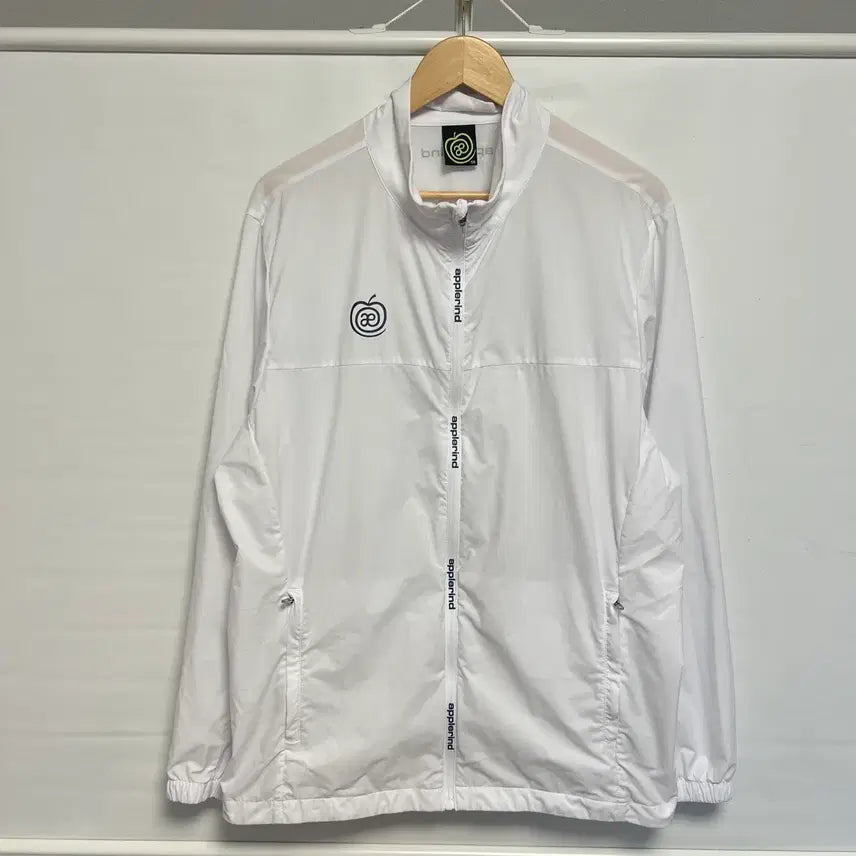 [BUNJANG] Appline Football Club Training Windbreaker White / [정품/105] 애플라인드 화이트 축구부 트레이닝 바람막이