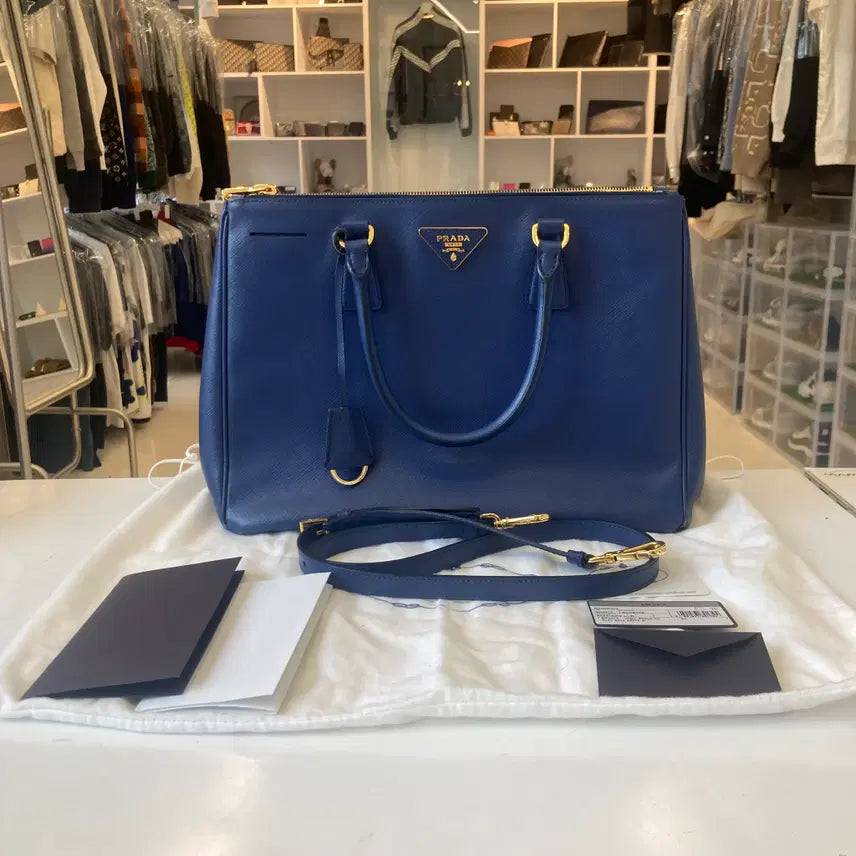 [BUNJANG] Prada Saffiano Gold Hardware Tote Bag Navy / [리오브전포점] 프라다 사피아노 금장 토트백 네이비