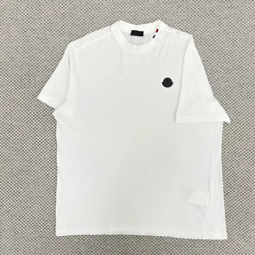 [BUNJANG] Moncler Black Wappen T-Shirt L / [L]몽클레어 블랙와펜 반팔티