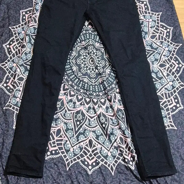 [BUNJANG] Soobee Skinny Jeans Black / 수비 스키니진