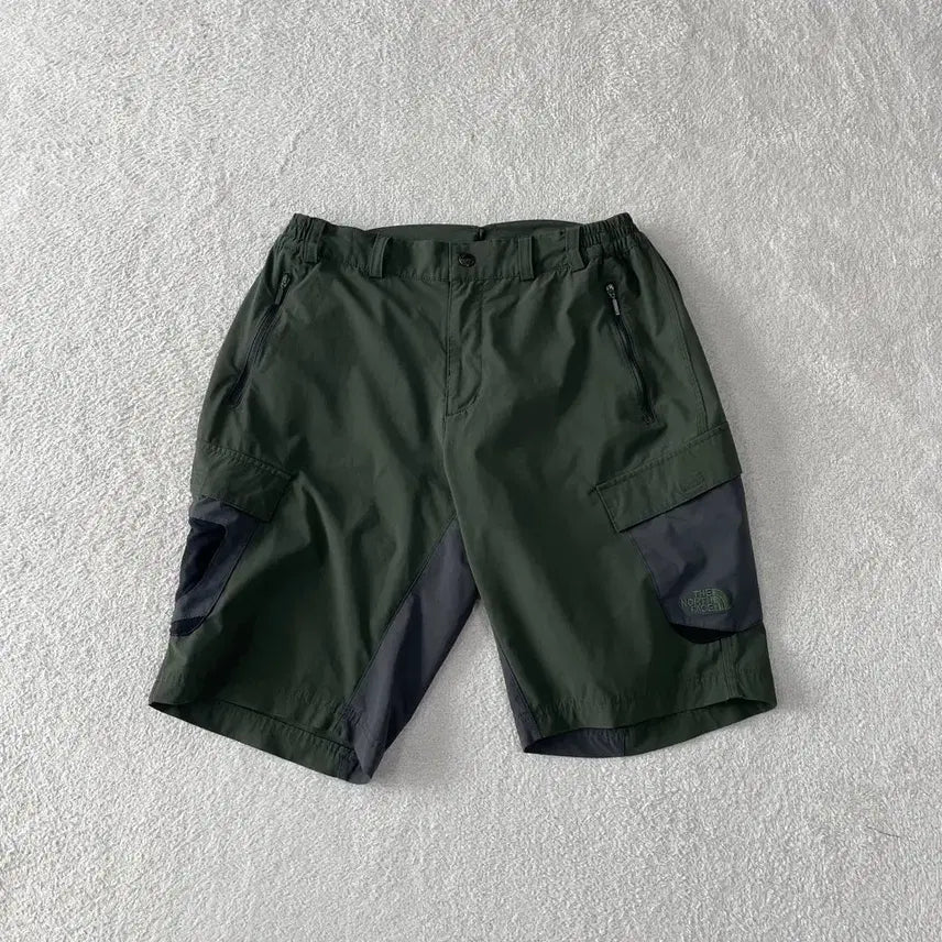 [BUNJANG] The North Face Men's Cargo Shorts - Size M / M 노스페이스 카고 반바지