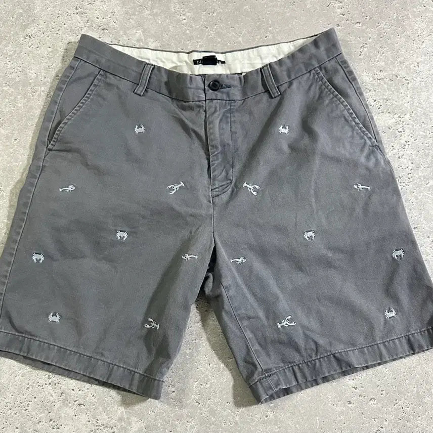 [BUNJANG] Nautica Grey Nautical Embroidery Cotton Shorts / NAUTICA 그레이 해양 자수 팬츠/725