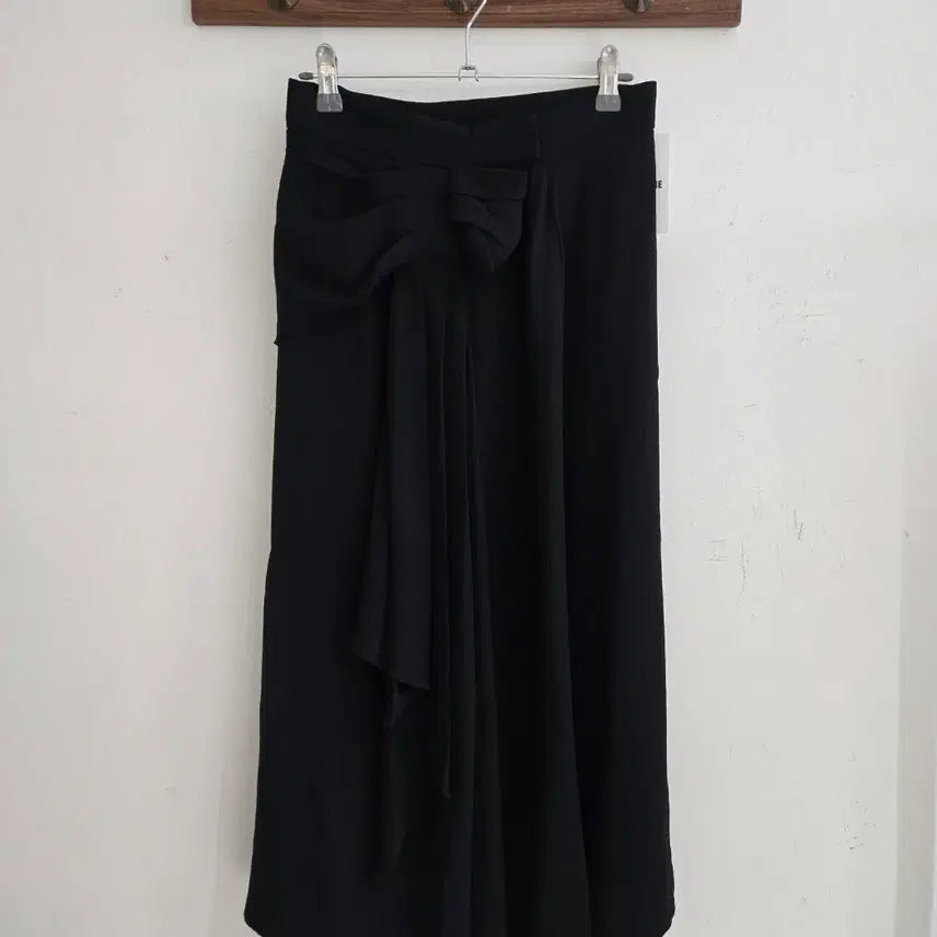 [BUNJANG] Prada Acetate Viscose Blend Midi Skirt Black Size 40 / 프라다 스커트