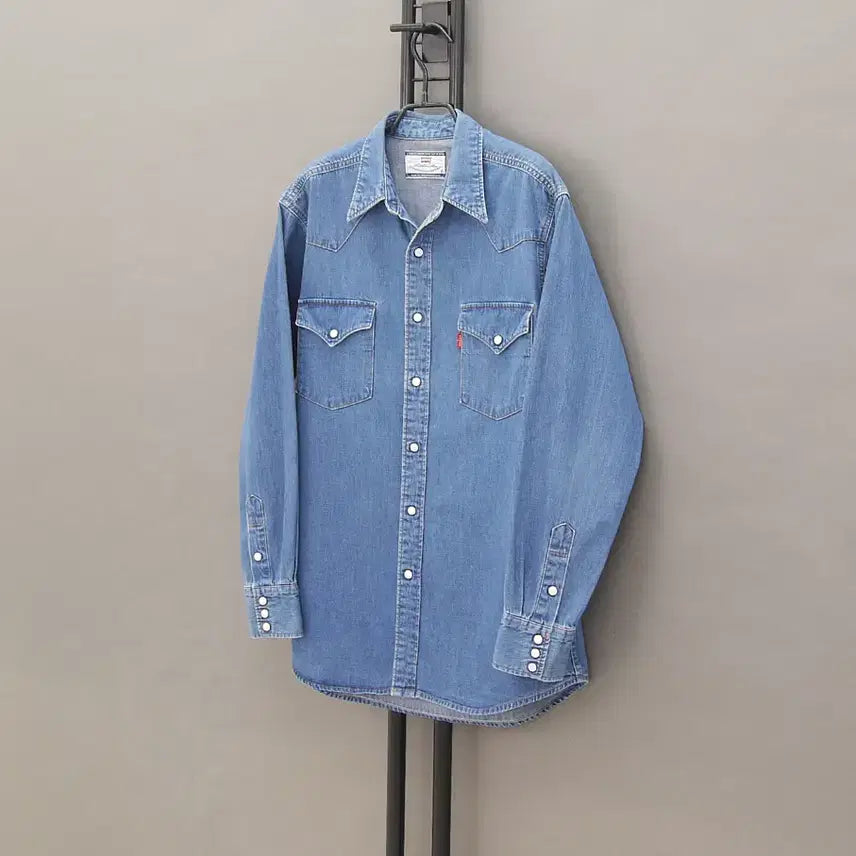 [BUNJANG] Levi's 90's Japanese Made Classic Bastow Western Denim Shirt M (fits 95-100) / 리바이스 90's 일본제조 데님 클래식 바스토우 웨스턴셔츠 M~100