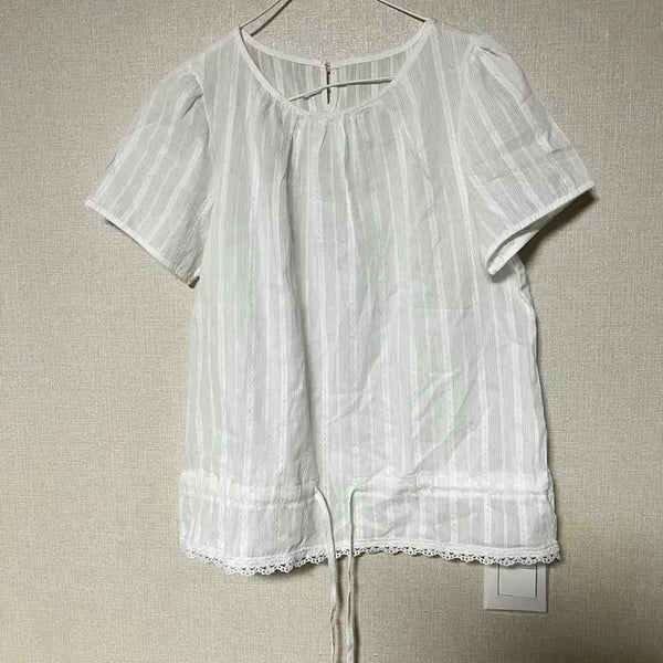 [BUNJANG] White Short Sleeve Blouse / 화이트 반팔 블라우스 새상품