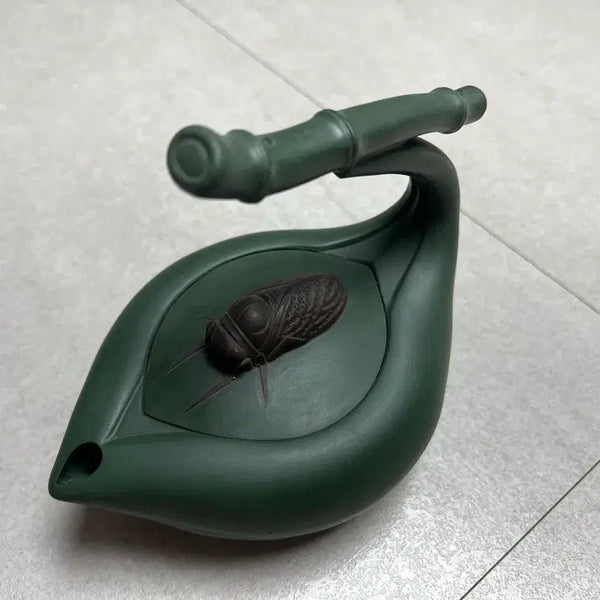 [BUNJANG] Cicada and Leaf Design Zisha Teapot / 매미 모양 녹니 자사호