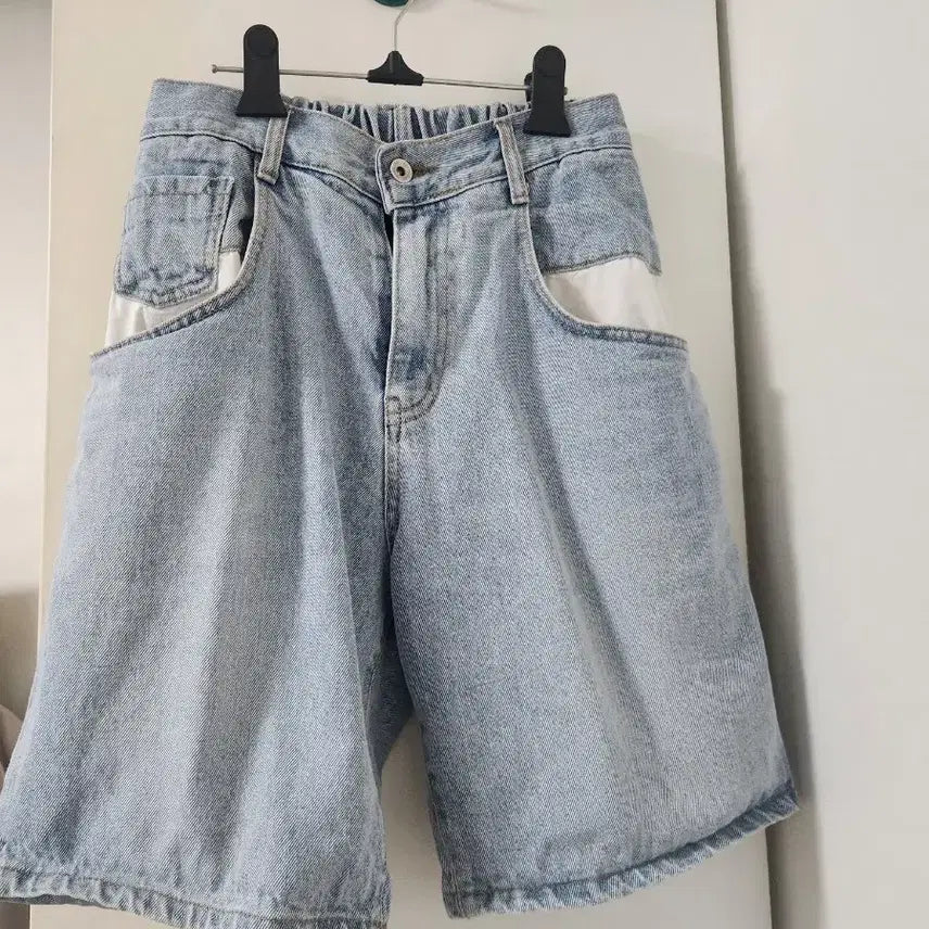 [BUNJANG] Light Wash Denim Shorts / 연청 데님반바지