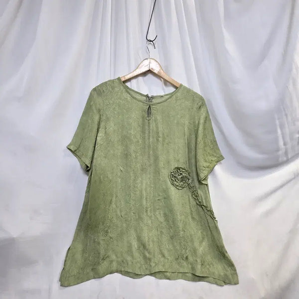 [BUNJANG] Floral Embossed Short Sleeve T-Shirt (Olive) / 인견올리브색 플로럴 엠보싱 반팔95