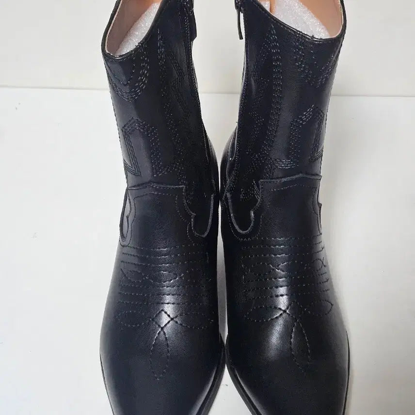 [BUNJANG] Kang Sisters Lambskin Western Ankle Boots Black Matte / 강자매 양가죽 웨스턴 앵클 부츠 블랙무광