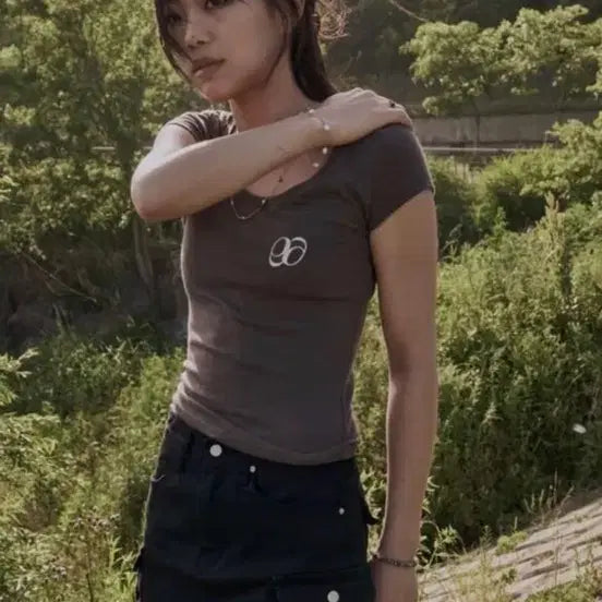 [BUNJANG] Azon Short-Sleeve T-Shirt / 애즈온 반팔