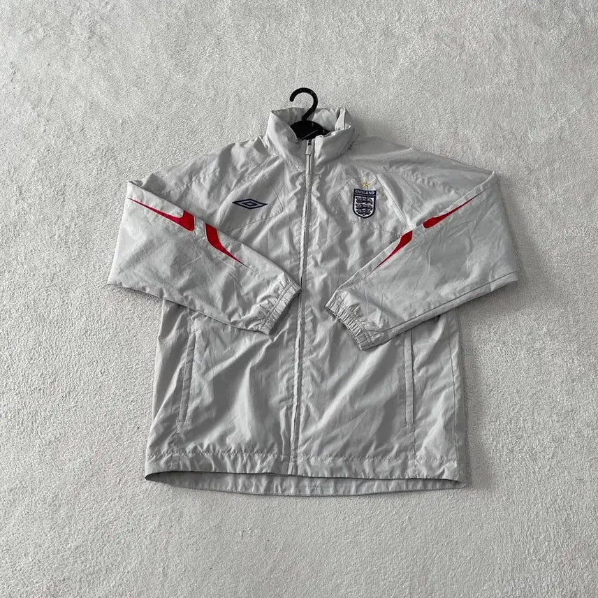 [BUNJANG] Umbro England National Team Windbreaker Rain Jacket - Size L / L 엄브로 잉글랜드 국대 바람막이 레인자켓 100