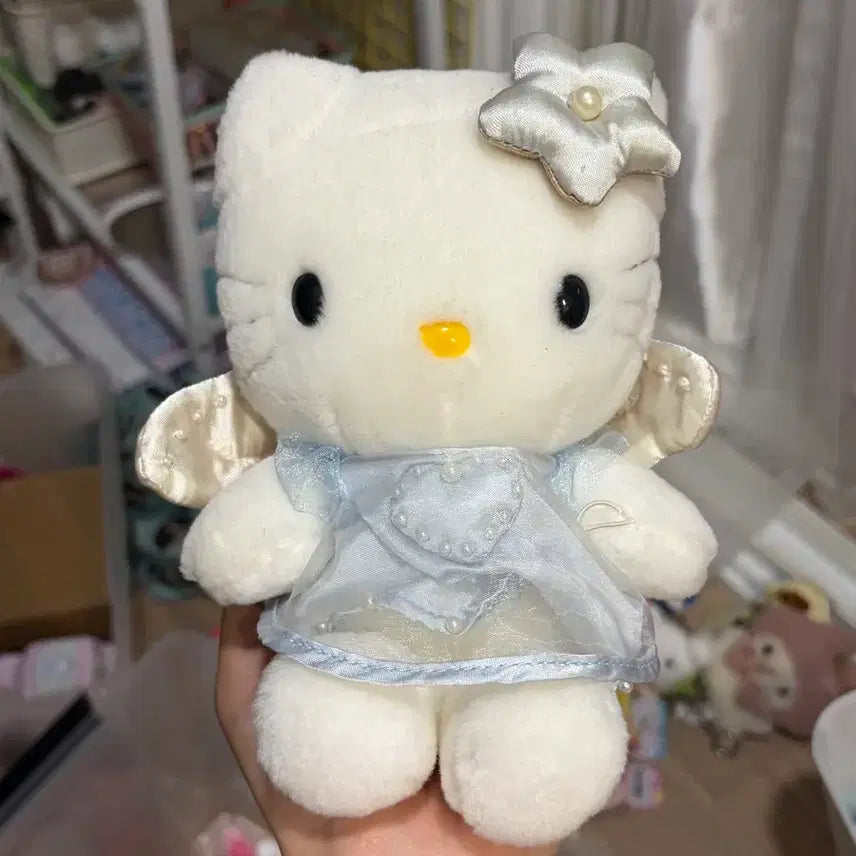 [BUNJANG] Sanrio Classic Angel Kitty Plush Toy / 산리오 고전 엔젤 키티 인형 고전 키티
