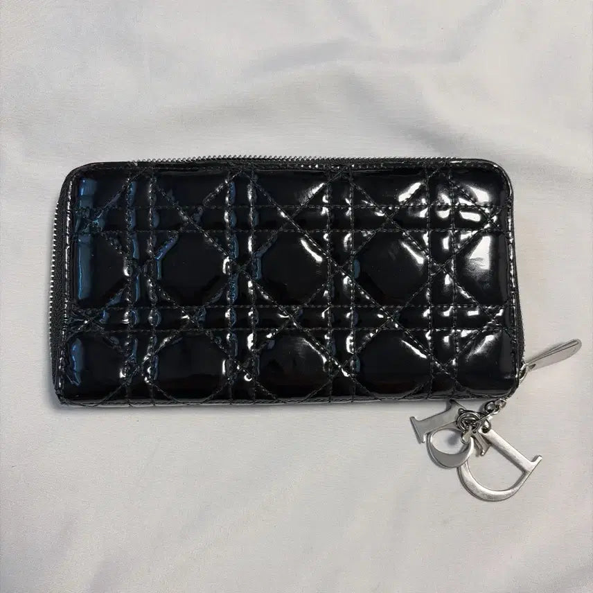 [BUNJANG] Dior Lady Dior Cannage Petit Charm Long Wallet Black / 디올 레이디 디올 까나쥬 쁘띠 참 장지갑 블랙