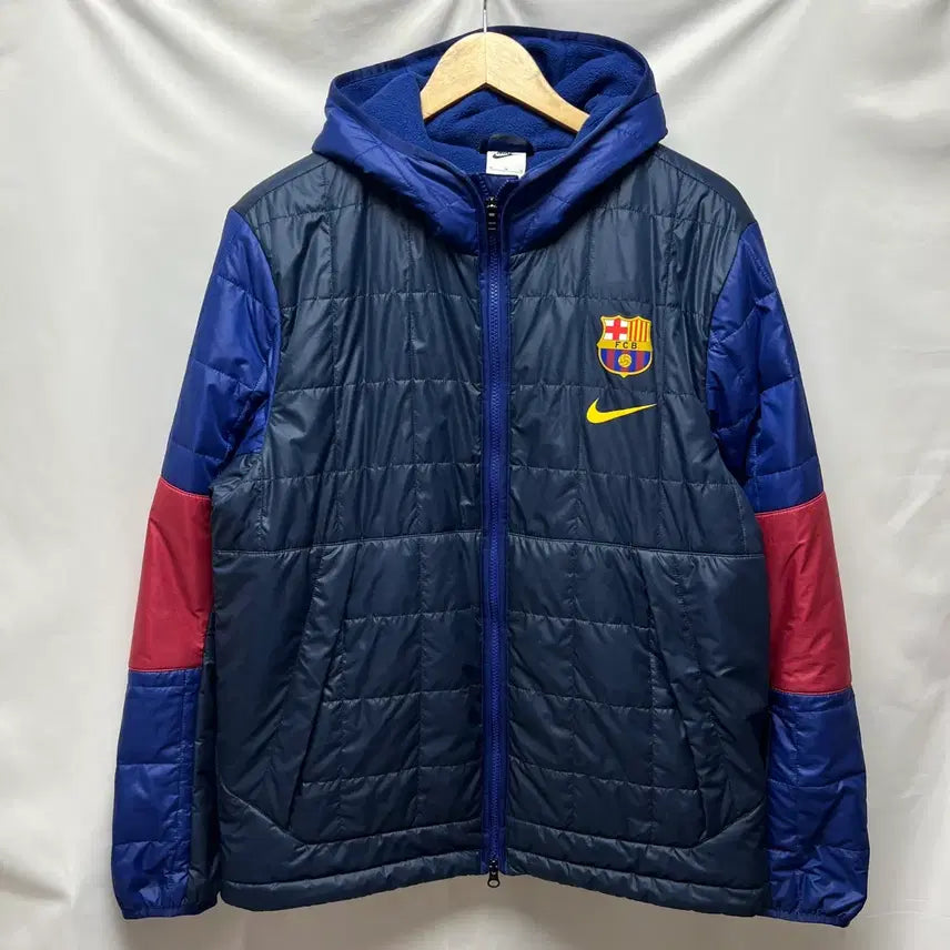 [BUNJANG] Nike Barcelona Synthetic Fill Quilted Navy Jacket / [정품/100] 나이키 바르셀로나 신세틱 필 누빔 네이비 자켓 점퍼
