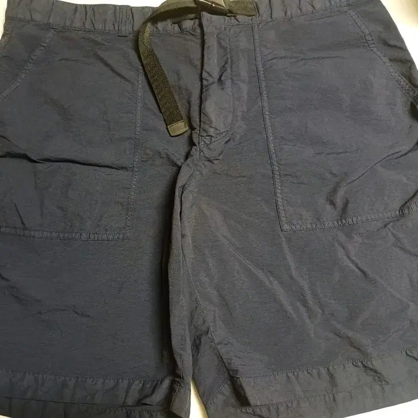 [BUNJANG] Uniqlo Utility Shorts (L, Navy & Beige) - Bundle Set / L,2벌일괄)유니클로 유틸리티 쇼트팬츠,유라미치,반바지