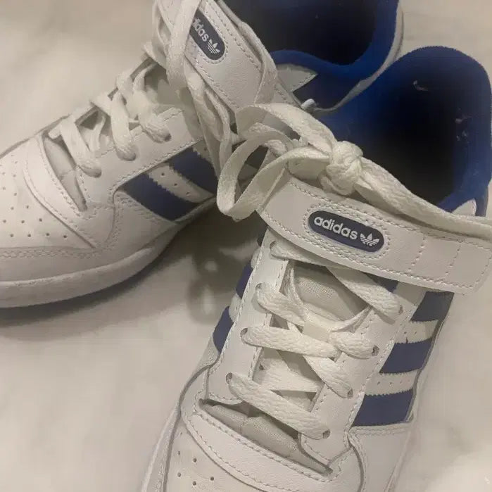 [BUNJANG] Adidas Forum Low White/Blue Sneakers / 아디다스 포럼 로우 흰색/파란색