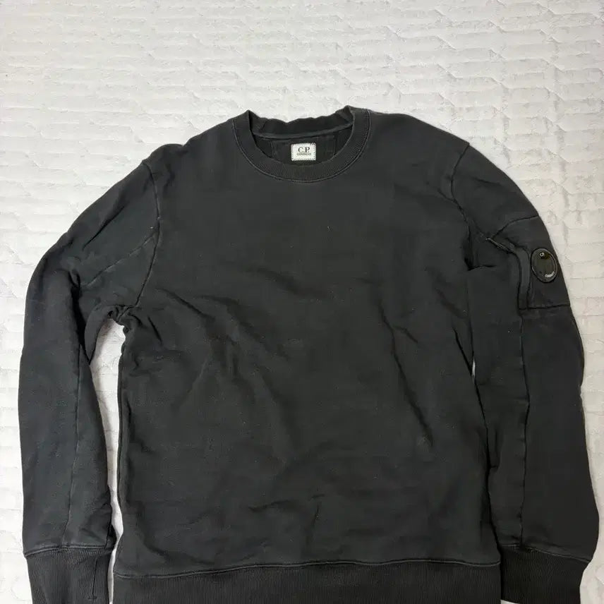 [BUNJANG] CP Company Sweatshirt Black / CP 컴퍼니 맨투맨 블랙