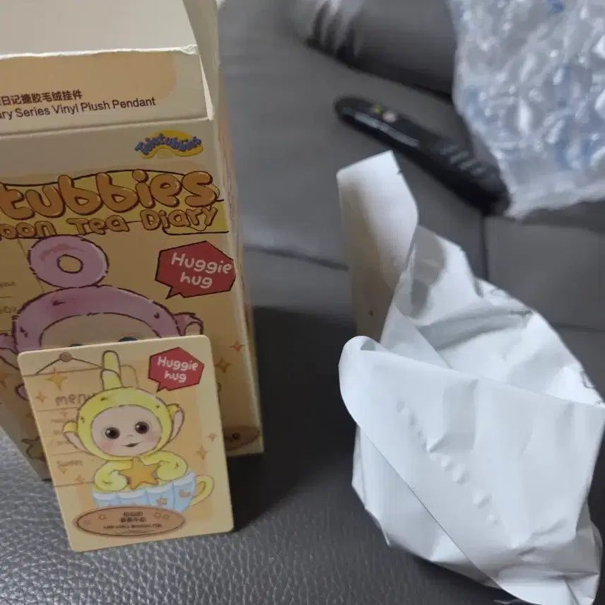 [BUNJANG] Pop Mart Teletubbies Afternoon Tea Diary Series Doll Keychain Nana's Banana / 팝마트 텔레토비 애프터눈 티 다이어리 시리즈 인형 키링 나나의 바나나 우