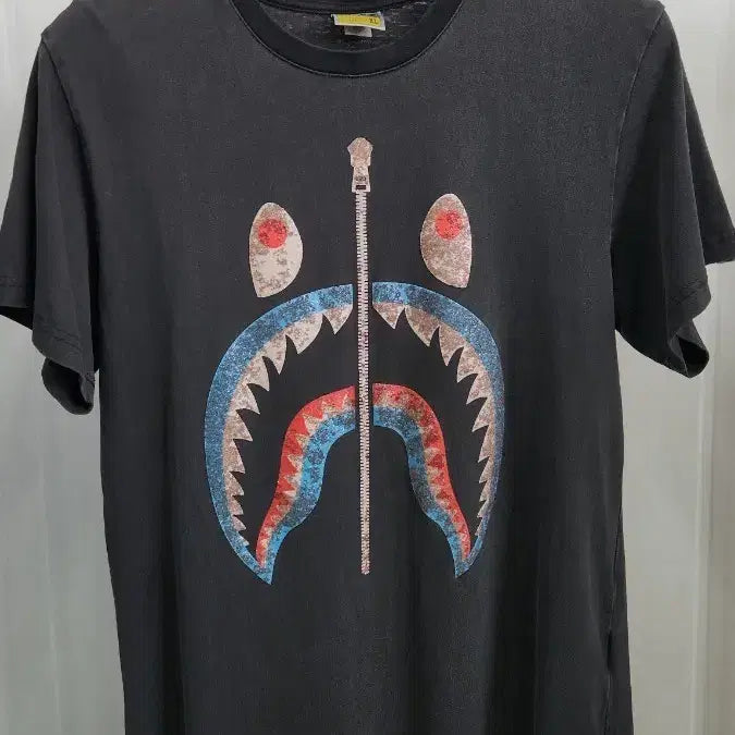 [BUNJANG] BAPE Shark Glitter Short Sleeve T-Shirt XL Black / 정품 베이프 샤크 글리터  반팔티 XL 블랙