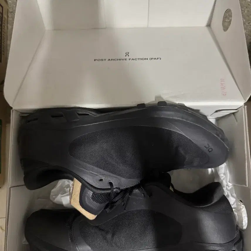 [BUNJANG] Onrunning x Post Archive Faction Cloudventure Peak Black 270 / 온러닝 x 포스트 아카이브 팩션(파프) 클라우드벤쳐피크 블랙 270