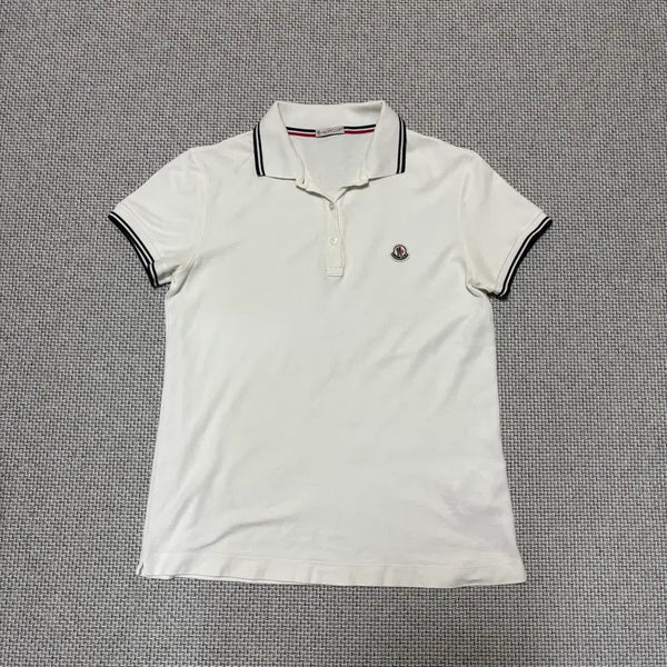 [BUNJANG] Moncler White Polo T-Shirt Size S / [S Size] 몽클레어 카라티